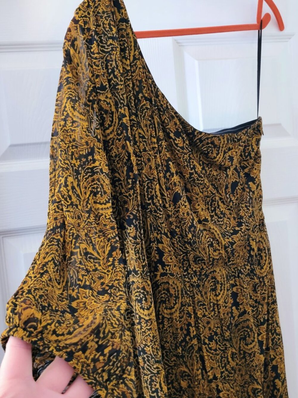 NWT Anthropologie Ollari Paisley One-Shoulder Jumpsuit, Size L - Picture 6 of 16